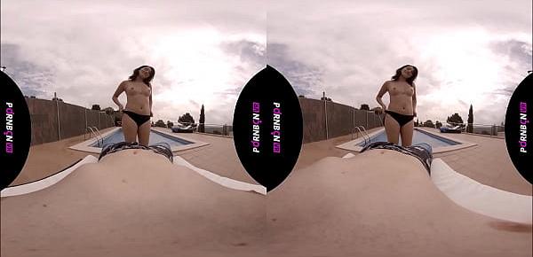  PORNBCN VR 4K | Young amateur fucking in the outdoor public pool Mia Navarro virtual reality 180 3D POV